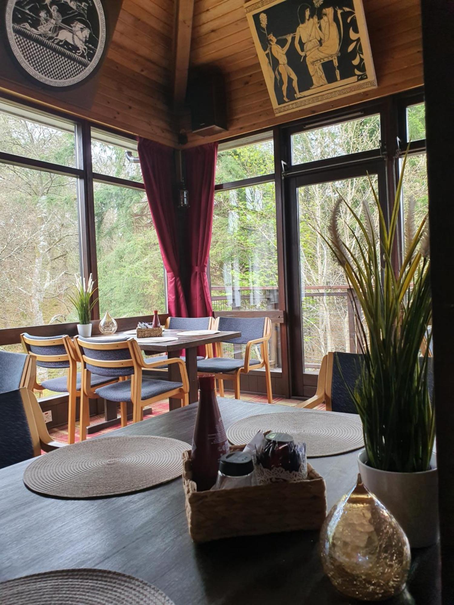 The River Inn Killin Bagian luar foto
